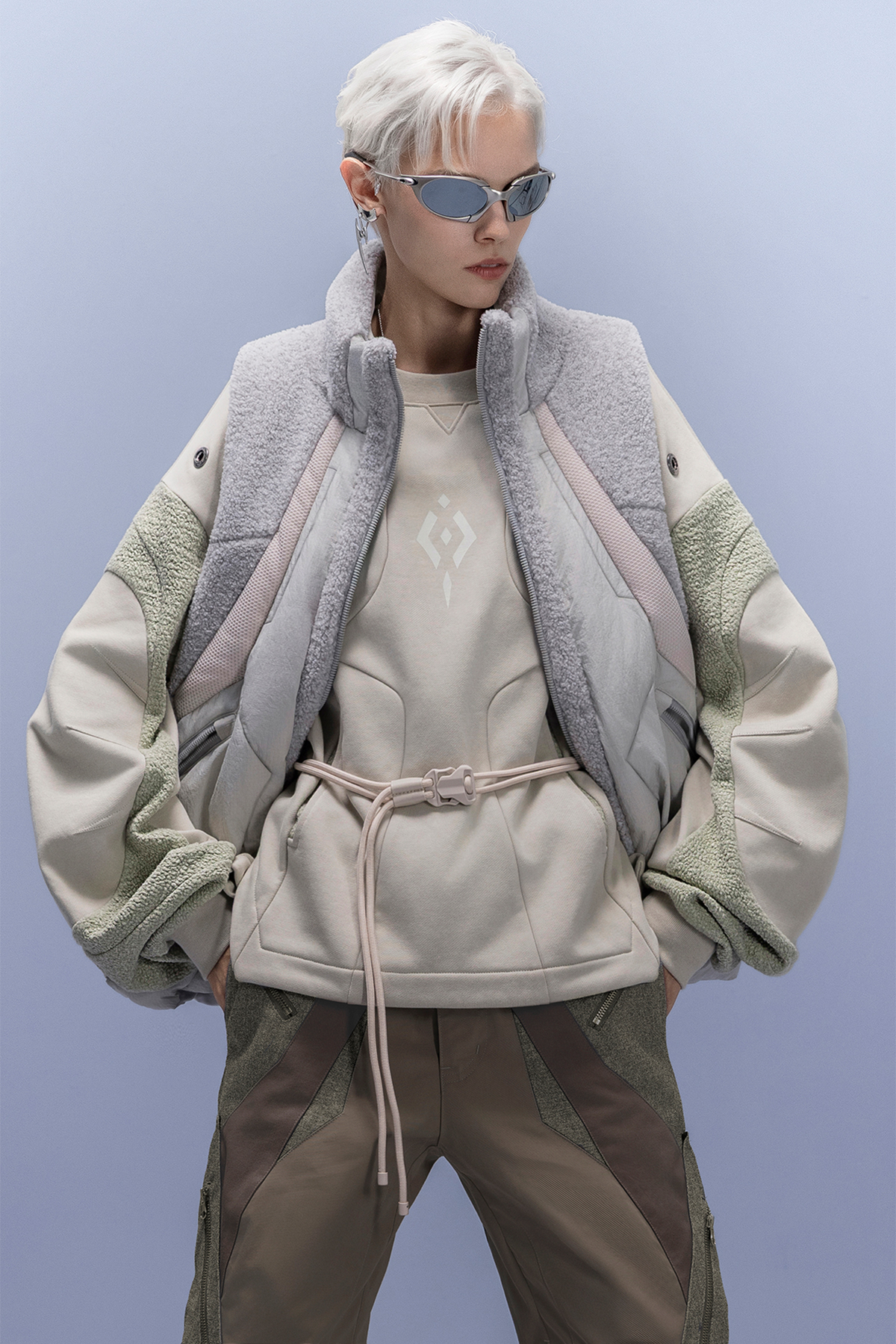 XIPHEVIL High-Neck Fleece-Panel Vest Light Gray – photo 8 of 18