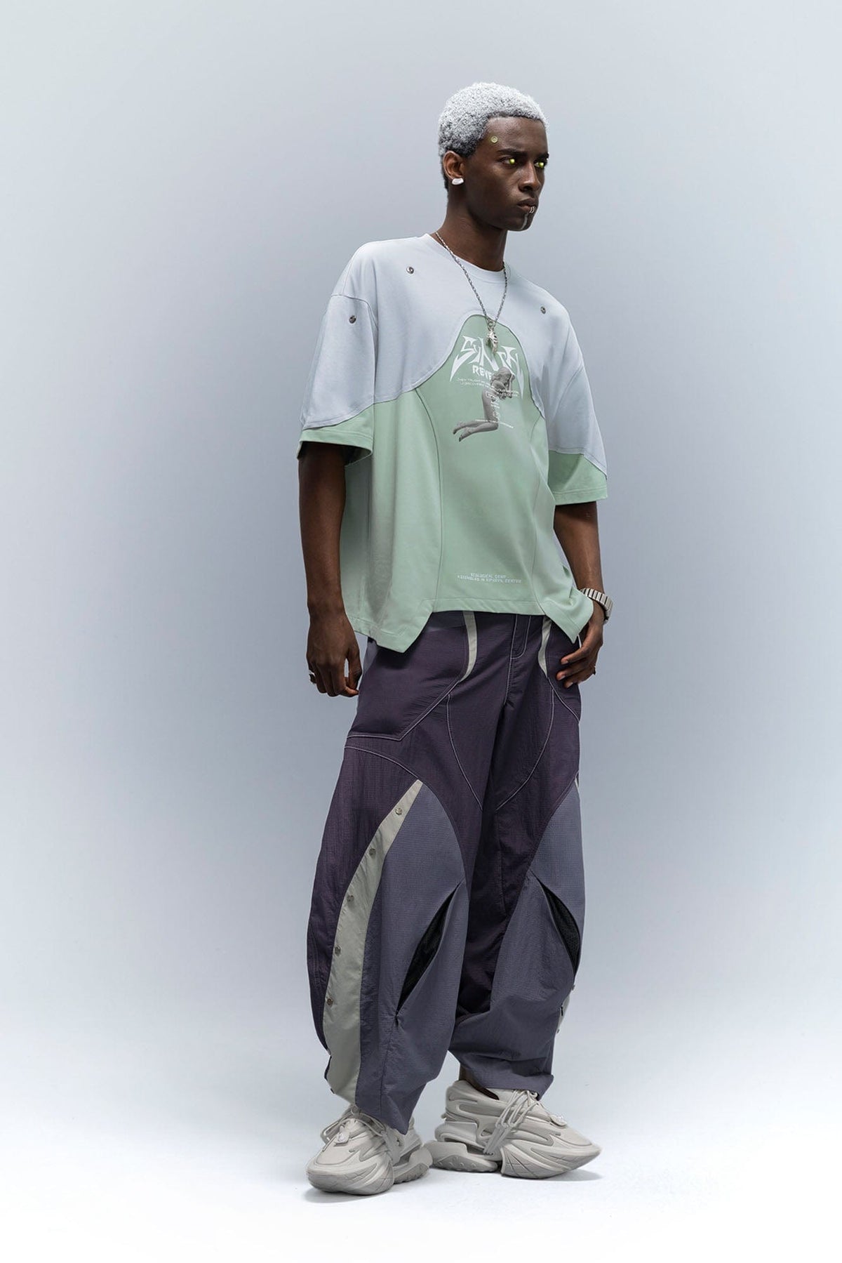 XIPHEVIL Deconstructed Contrast Panel Utility Curved Pants – photo 7 of 23