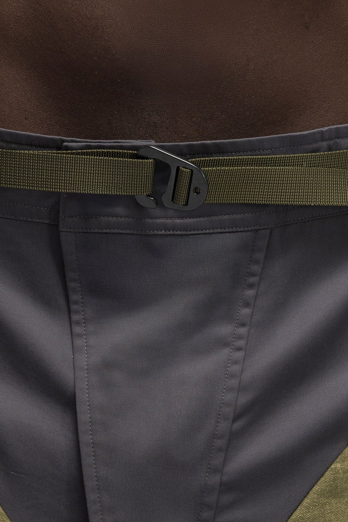 XIPHEVIL Washed Contrast Panel Pocket Utility Shorts Green – photo 11 of 11