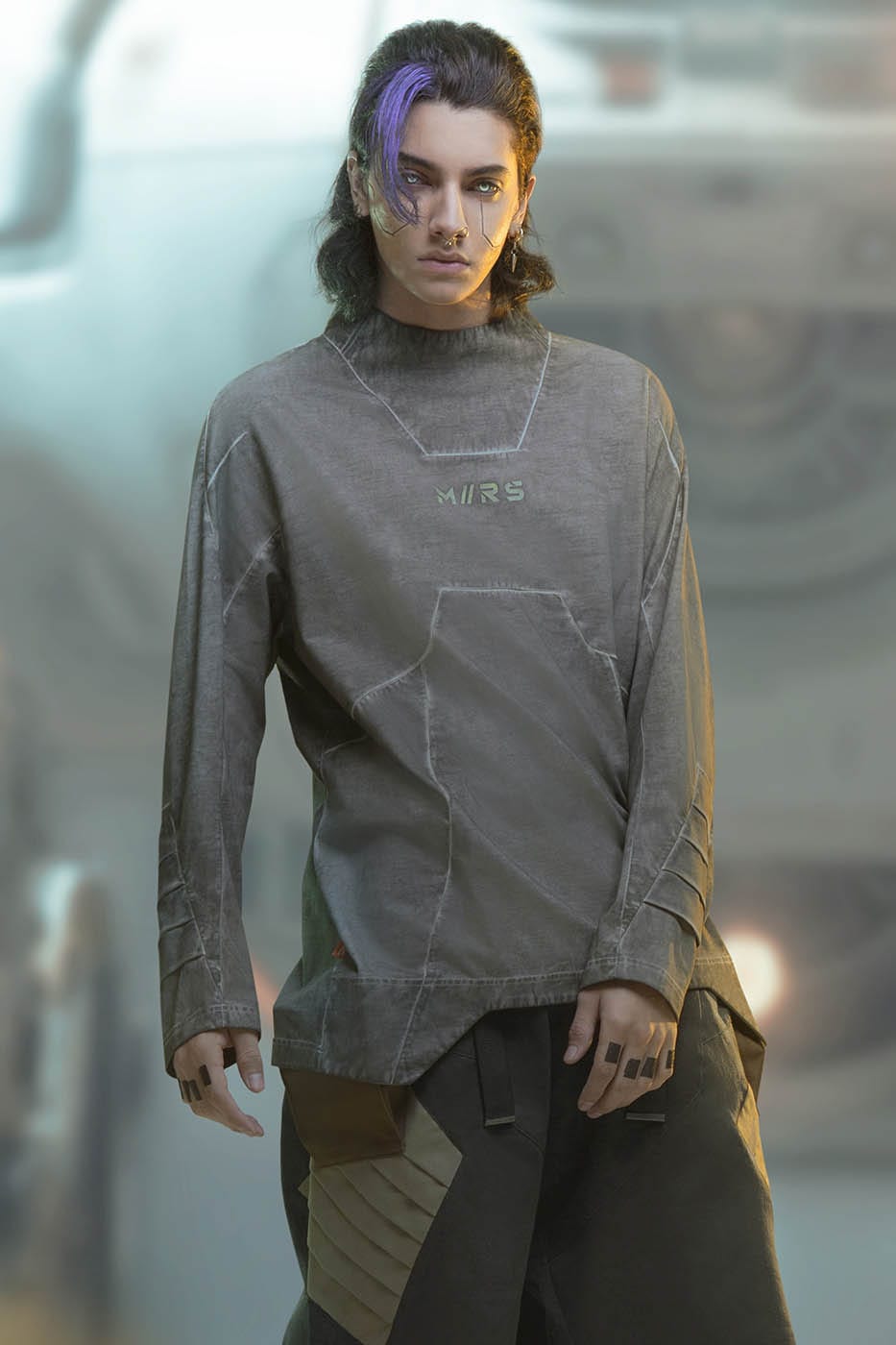 XIPHEVIL Futuristic-Distressed Paneled L/S Tee – photo 8 of 24