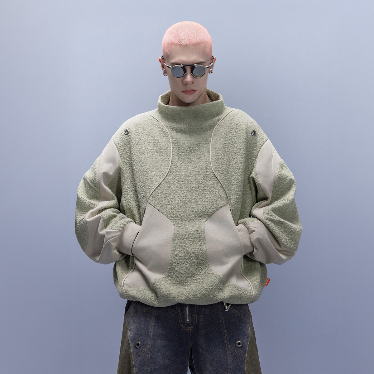 XIPHEVIL Fleece-Panel Saber-Sleeve Sweatshirt Green