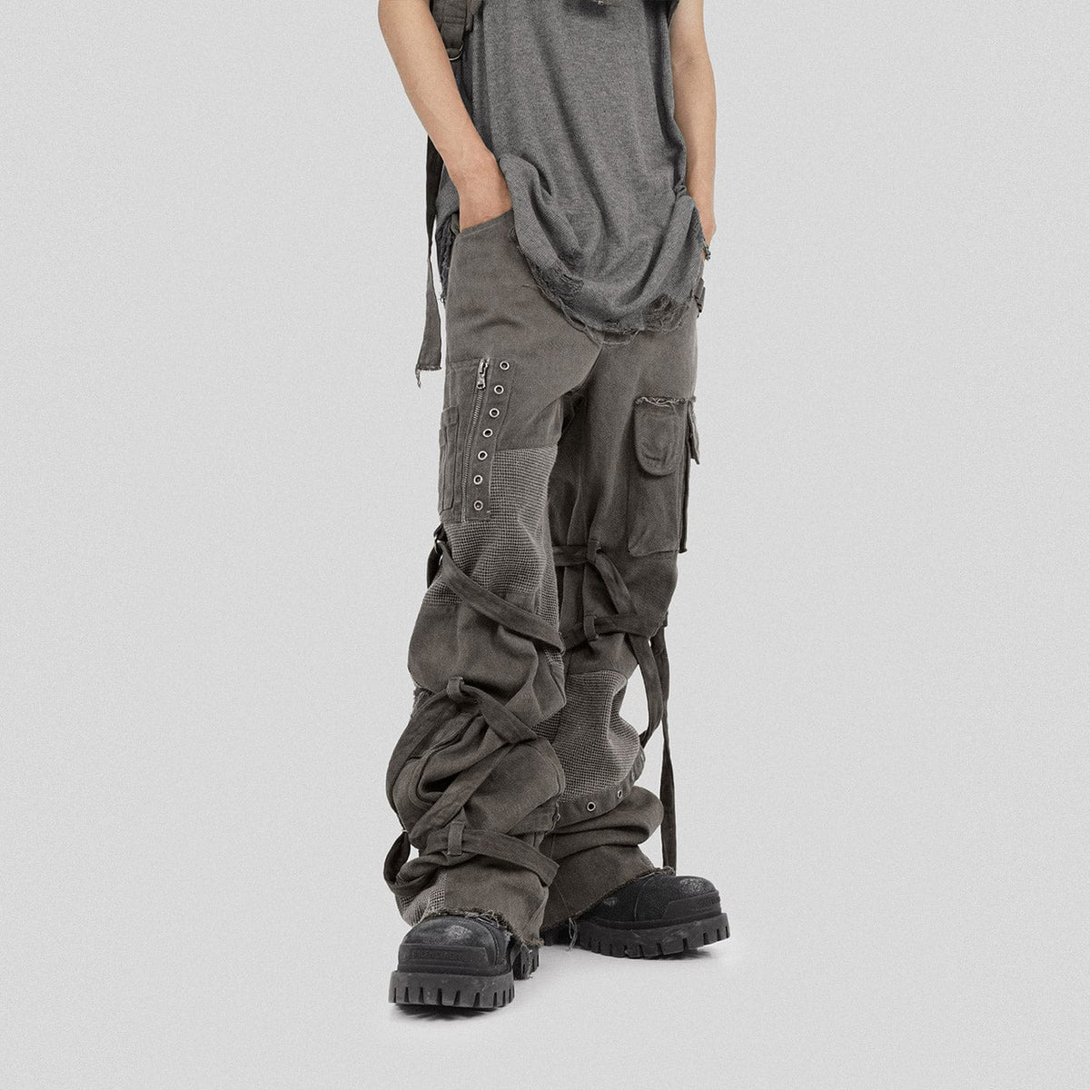 UNDERWATER Scavenger Heavyduty Multi-Pockets Striped Cargo – photo 8 of 24