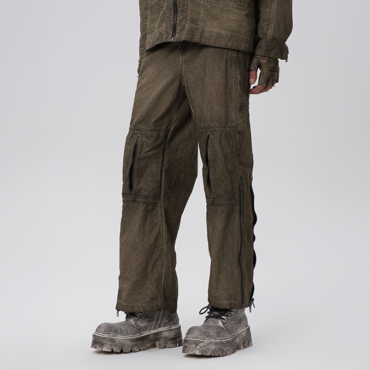 STEAM Distressed Mesh-Knee Multi-Pocket Straight-Leg Cargo Pants – photo 7 of 27