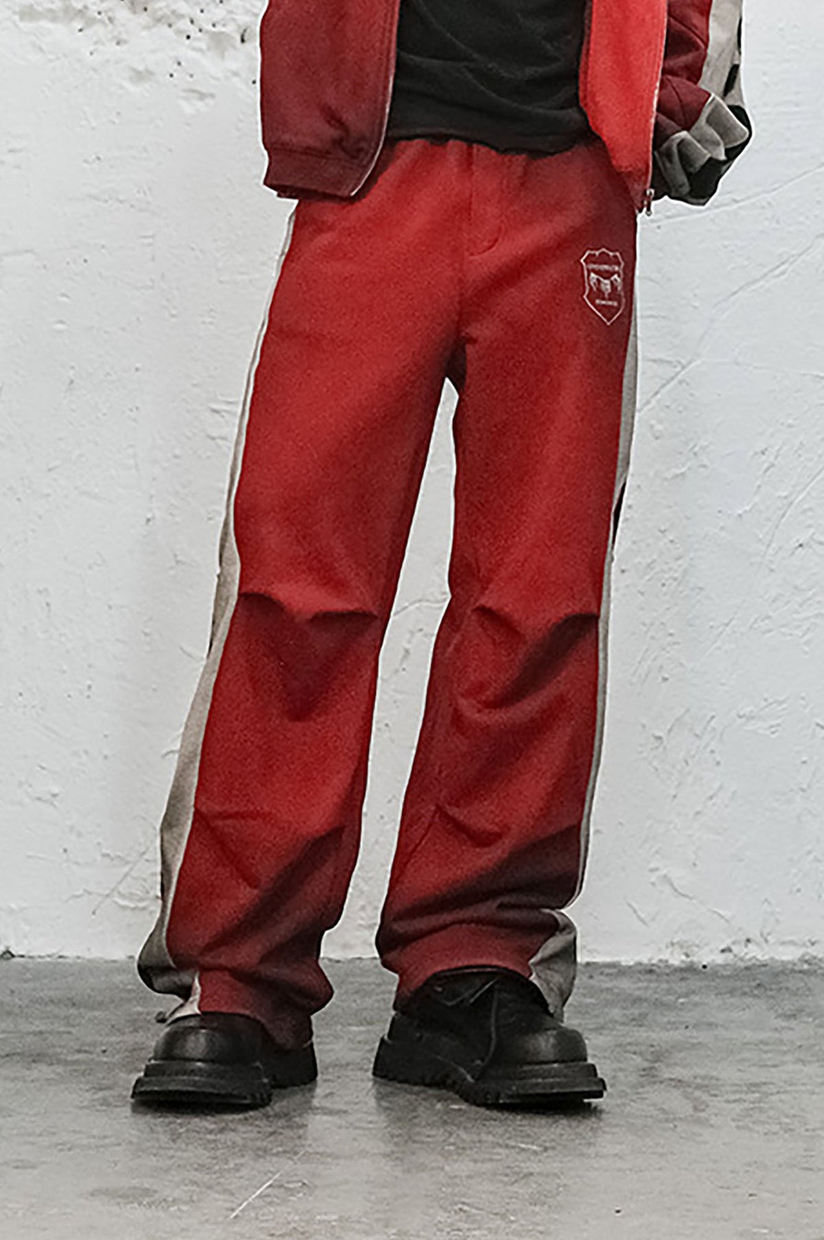 UNDERWATER Skeleton Distressed Contrast Panel Sweatpants – photo 6 of 13