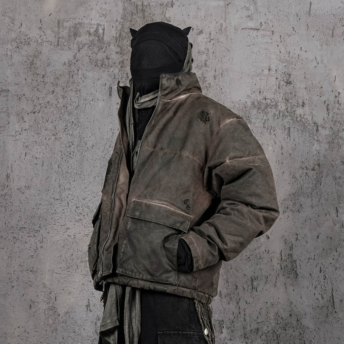 UNDERWATER Distressed Wanderer Patchwork Padded Jacket – photo 3 of 12
