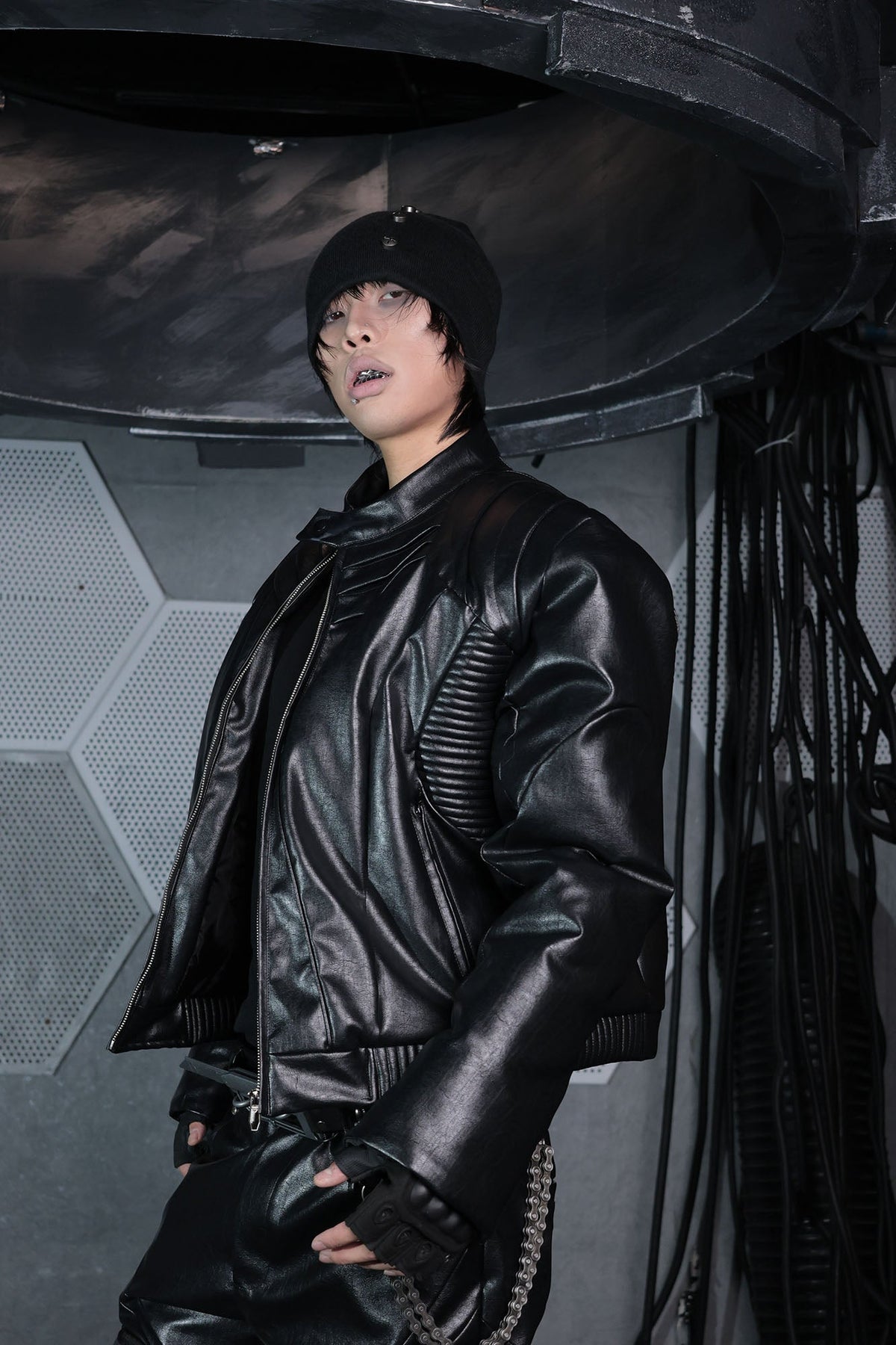 SSIN7 Armored Panel Bomber Jacket – photo 8 of 13