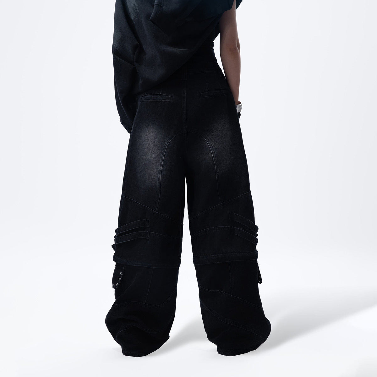 MOGONGSHE Detachable Drape-Strap Washed Jeans – photo 3 of 39
