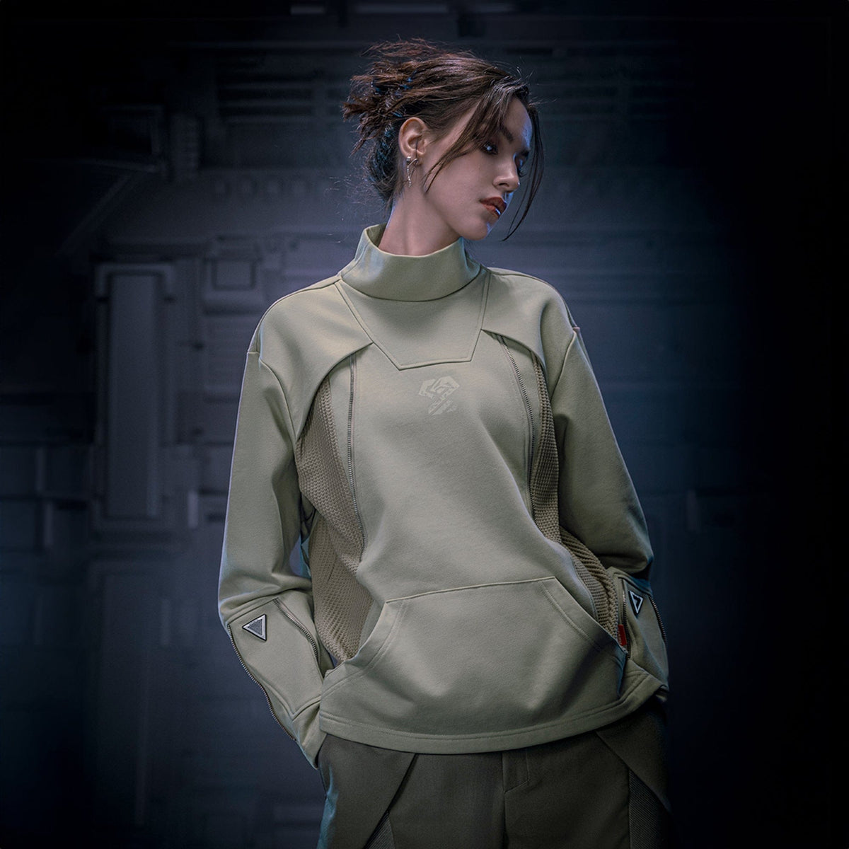 XIPHEVIL Mesh Paneled Tactical Turtleneck Sweatshirt Green – photo 2 of 13