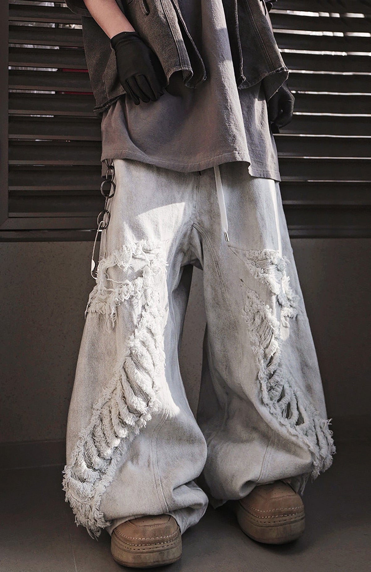 UUCSCC Mud-Dyed Distressed Straight-Leg Jeans – photo 7 of 13