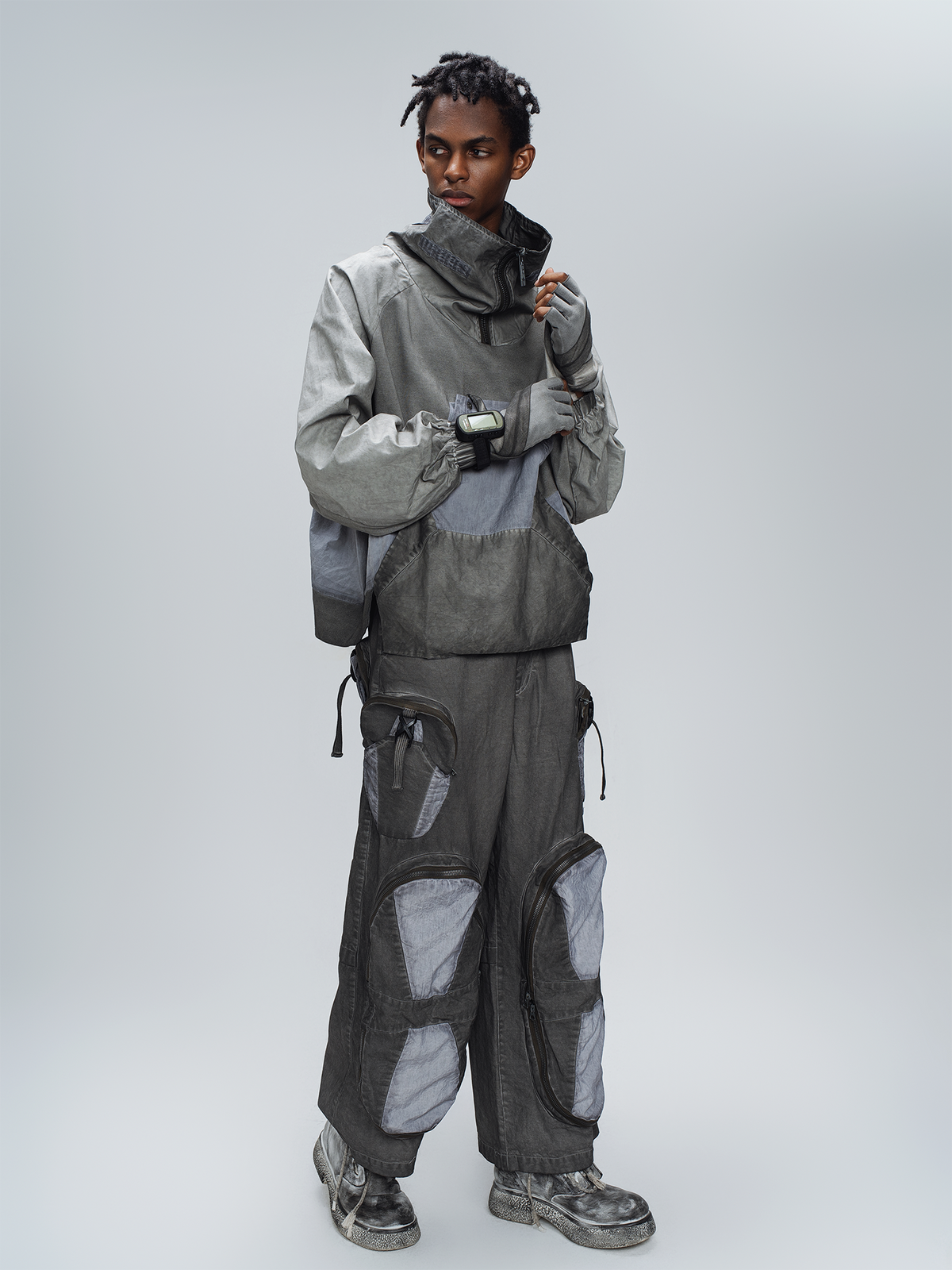 STEAM Multi-Pocket Spliced Parachute Cargo Pants – photo 10 of 25