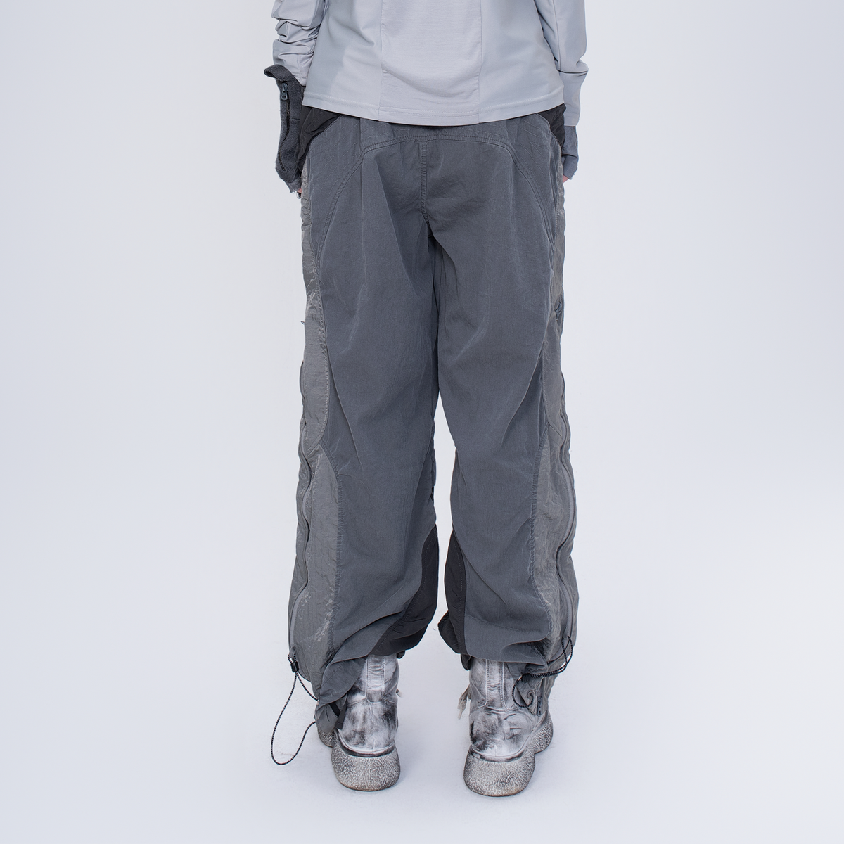 STEAM Deconstructed Zippered Spliced Wide-Leg Cargo Pants – photo 3 of 36