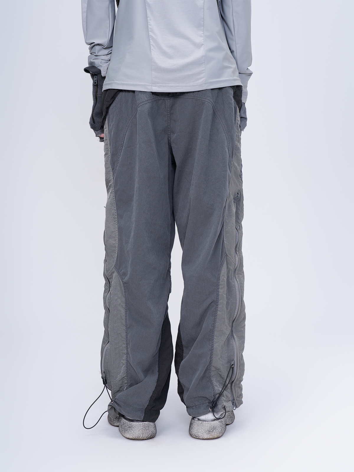 STEAM Deconstructed Zippered Spliced Wide-Leg Cargo Pants – photo 18 of 36