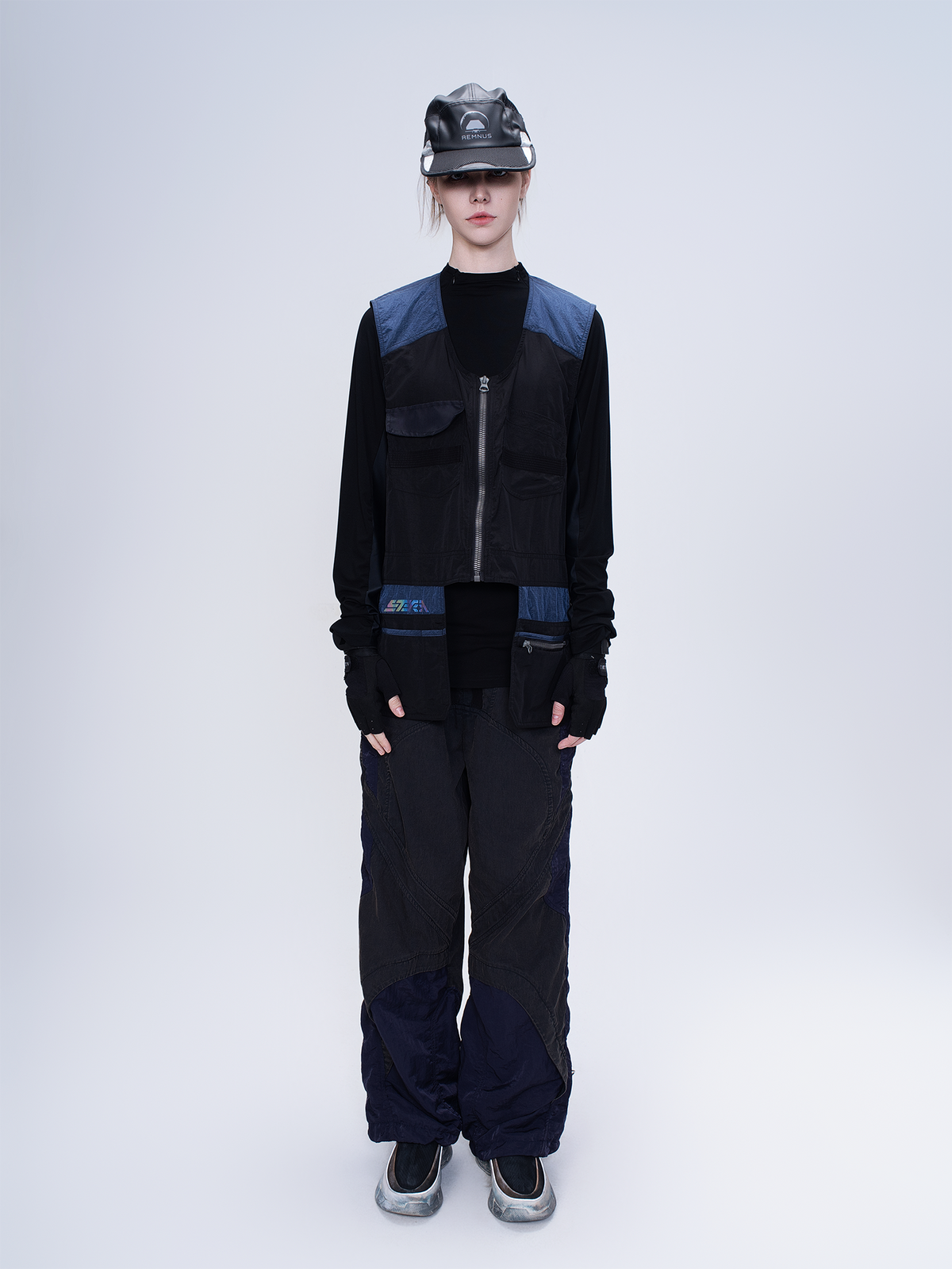 STEAM Deconstructed Zippered Spliced Wide-Leg Cargo Pants – photo 12 of 36