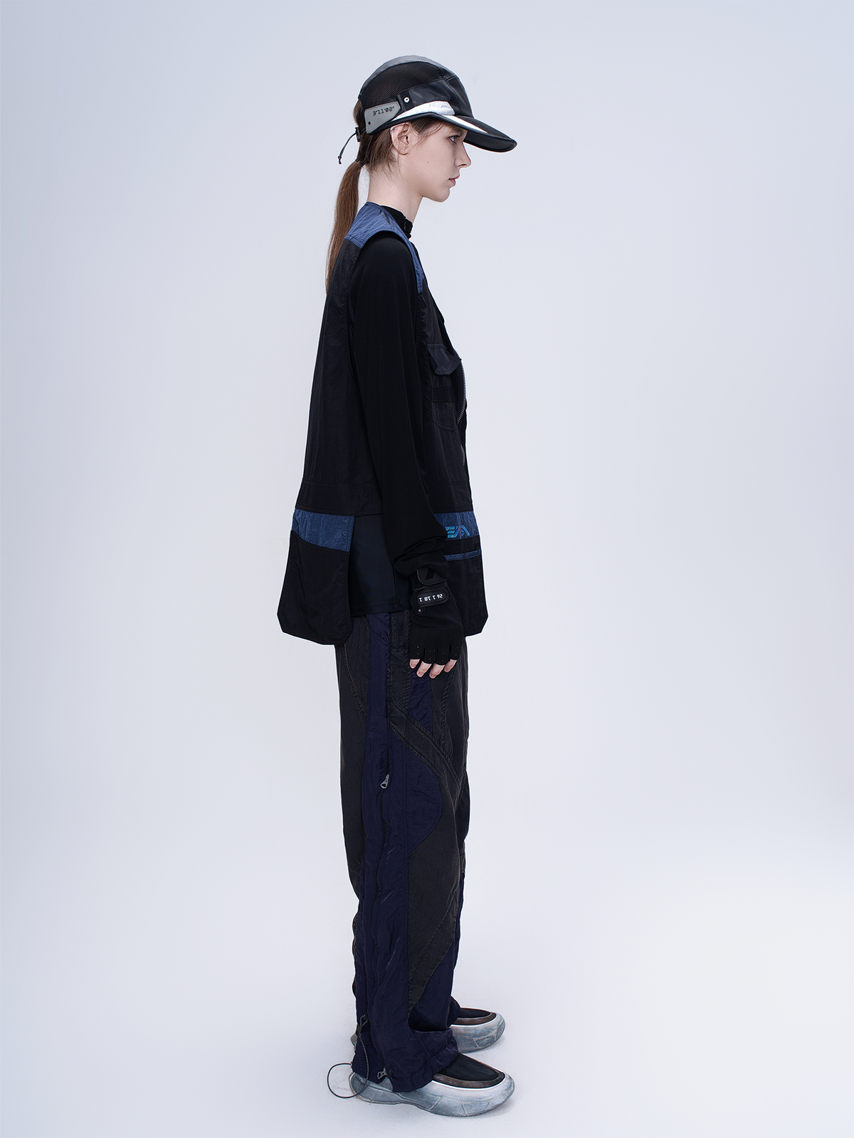 STEAM Deconstructed Zippered Spliced Wide-Leg Cargo Pants – photo 17 of 36