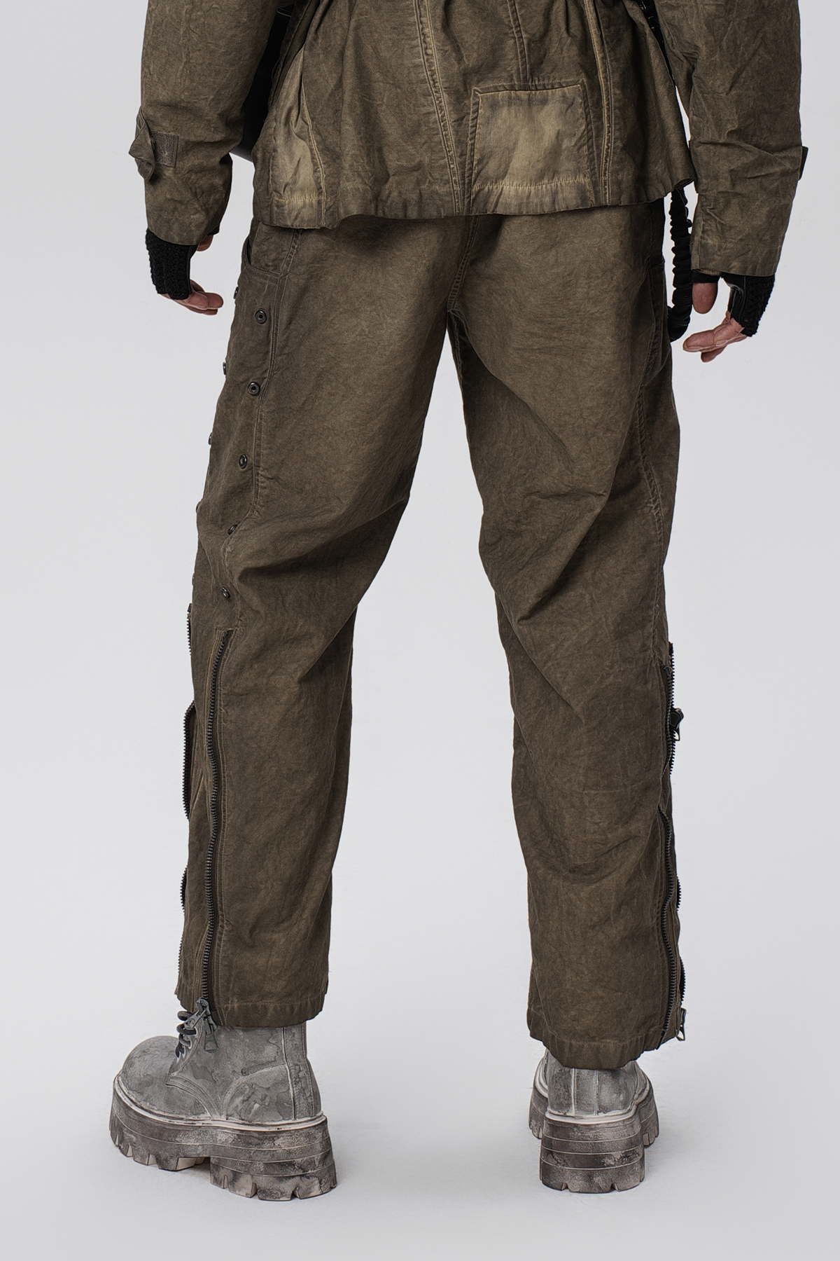 STEAM Distressed Mesh-Knee Multi-Pocket Straight-Leg Cargo Pants – photo 20 of 27