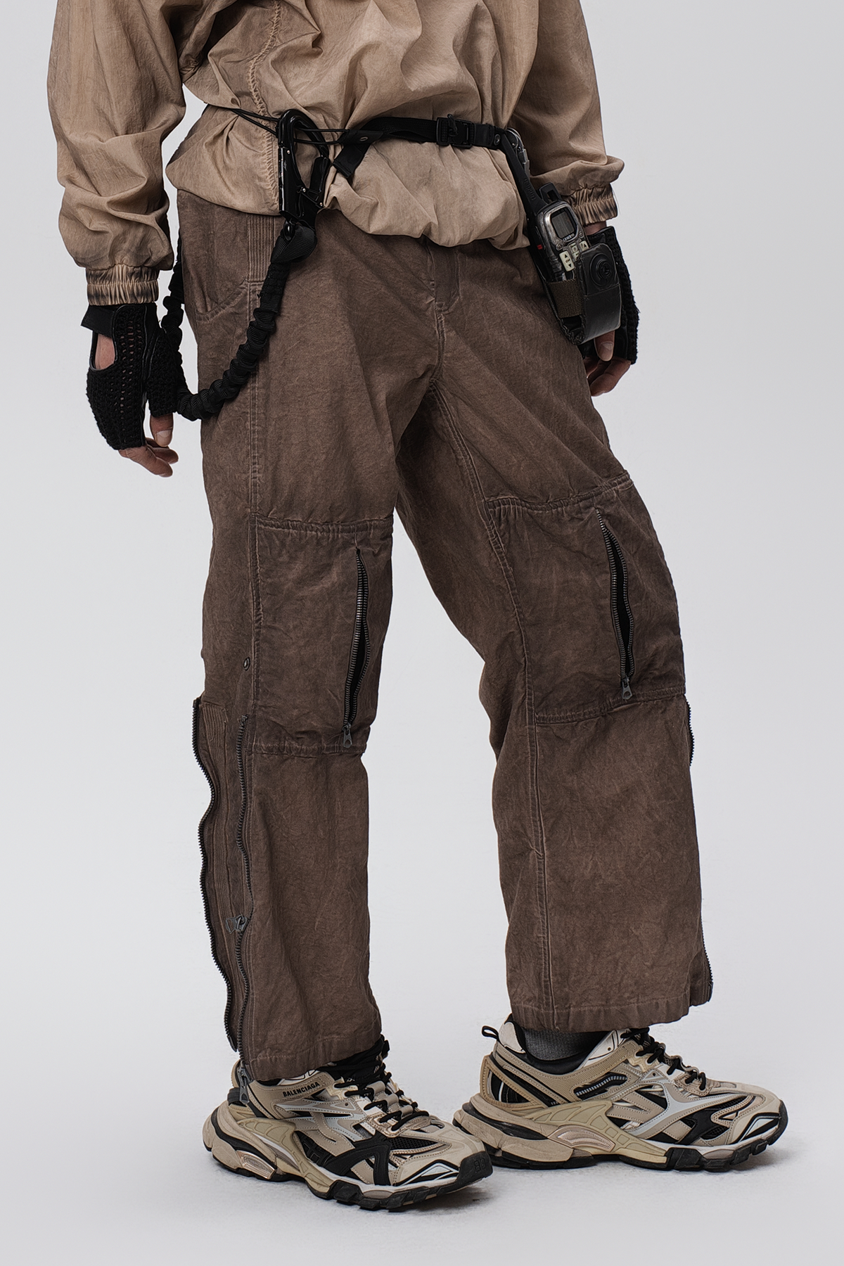 STEAM Distressed Mesh-Knee Multi-Pocket Straight-Leg Cargo Pants – photo 26 of 27