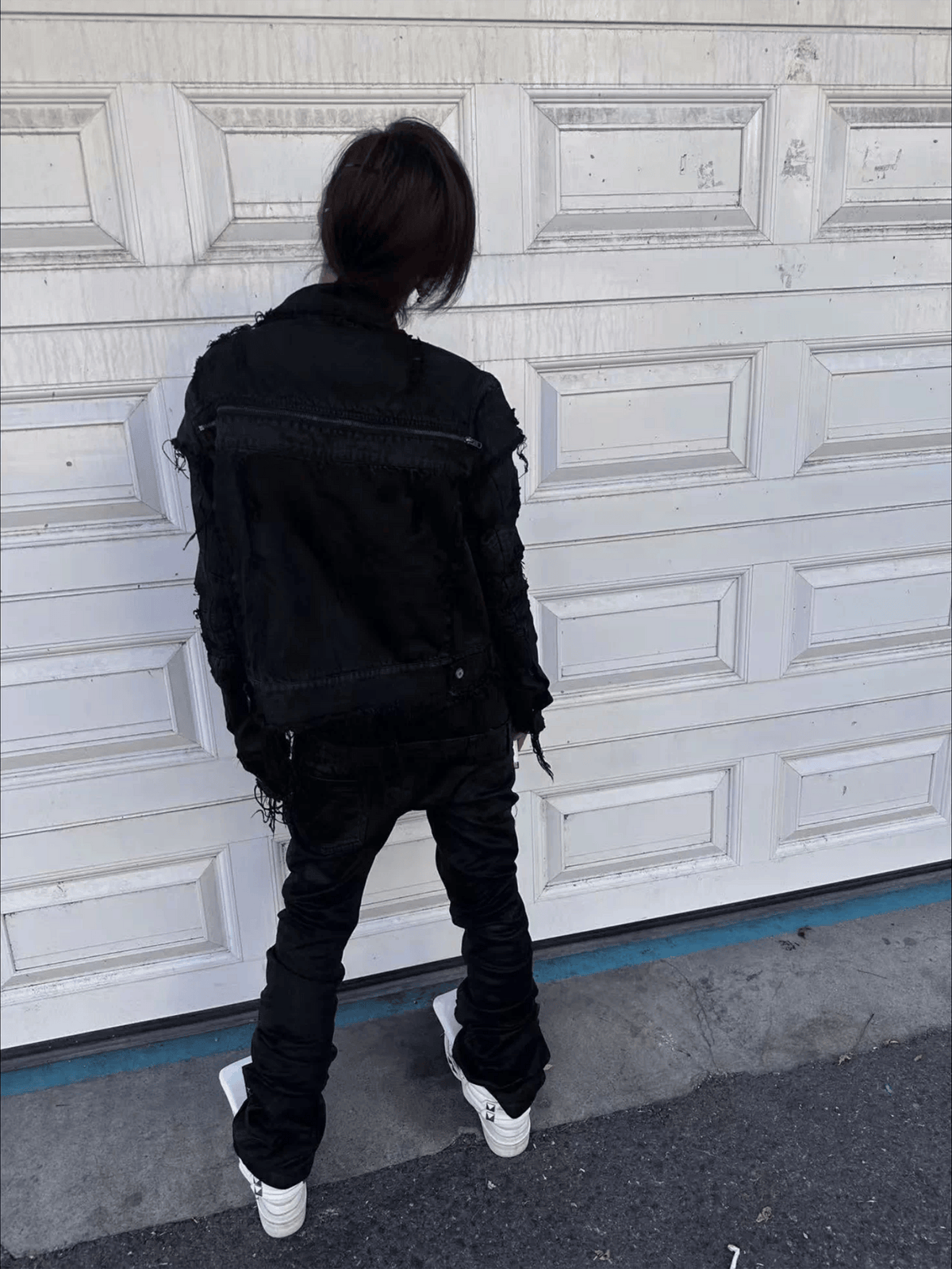 CINDER VEIN Washed Distressed Back-Zipper Denim Jacket – photo 5 of 15