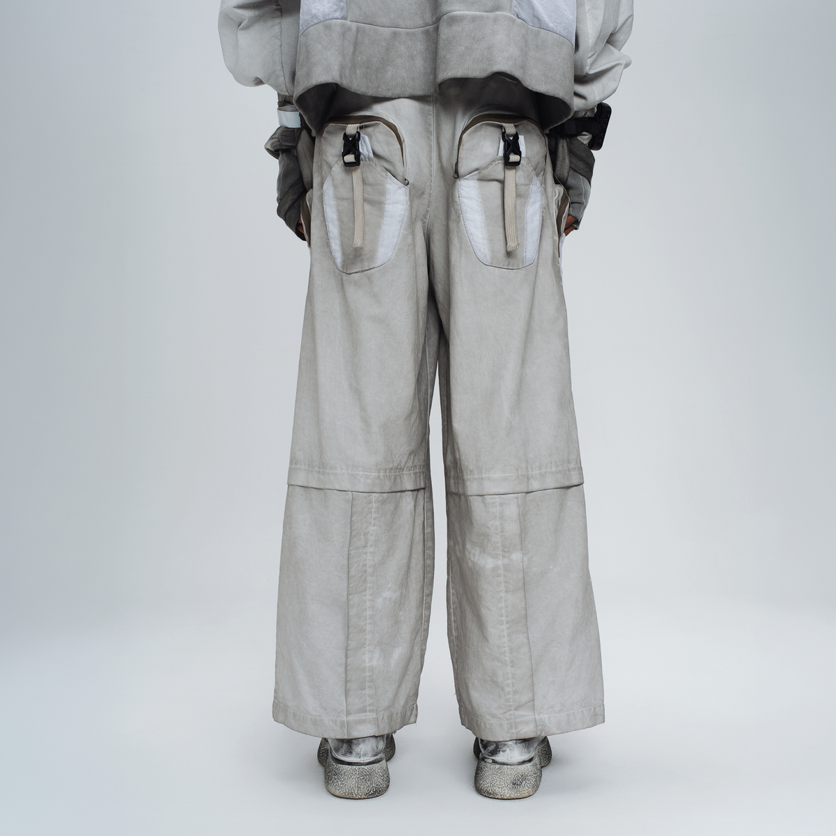 STEAM Multi-Pocket Spliced Parachute Cargo Pants – photo 3 of 25