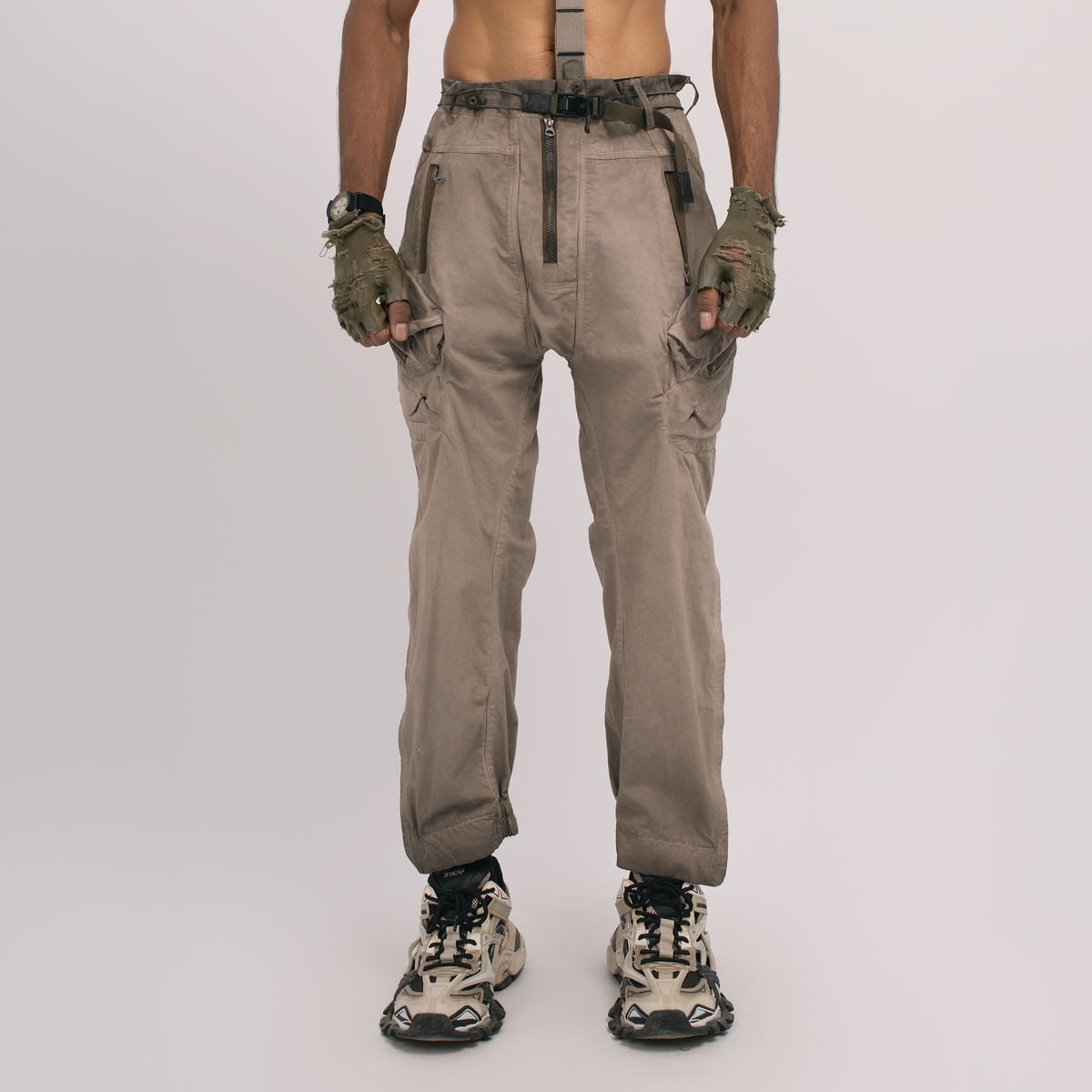 STEAM Distressed Multi-Pocket Utility Cargo Pants – photo 3 of 29
